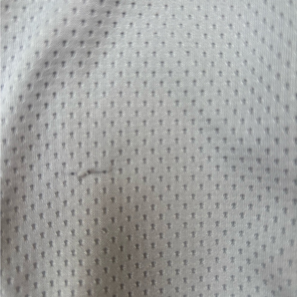 Boys Nike and Under Armour shorts - Picture 2 of 2